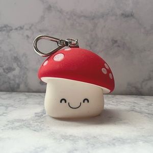 Bath & Body Works Pocket Back Holder